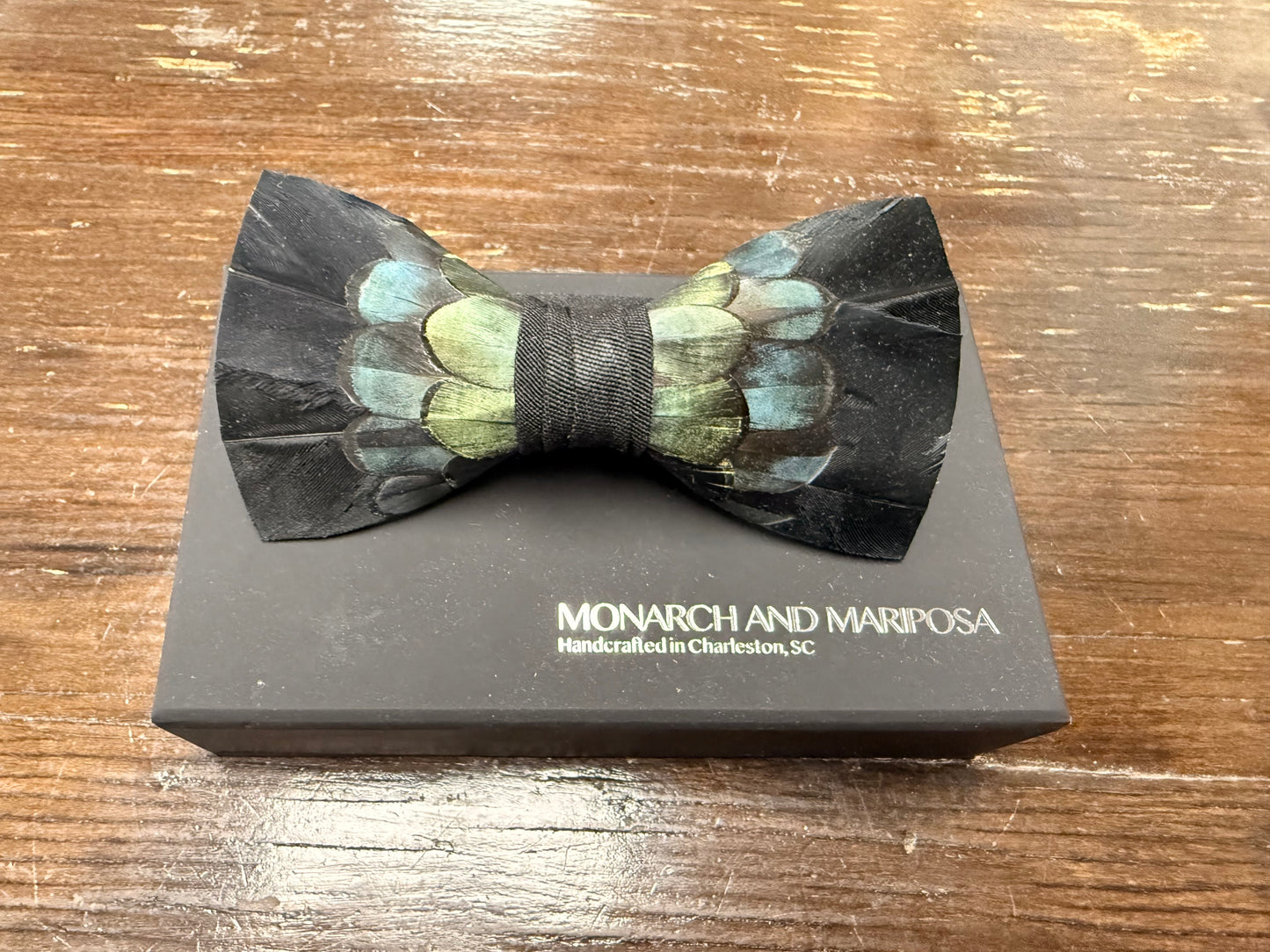 MONARCH AND MARIPOSA Feather Bow Ties