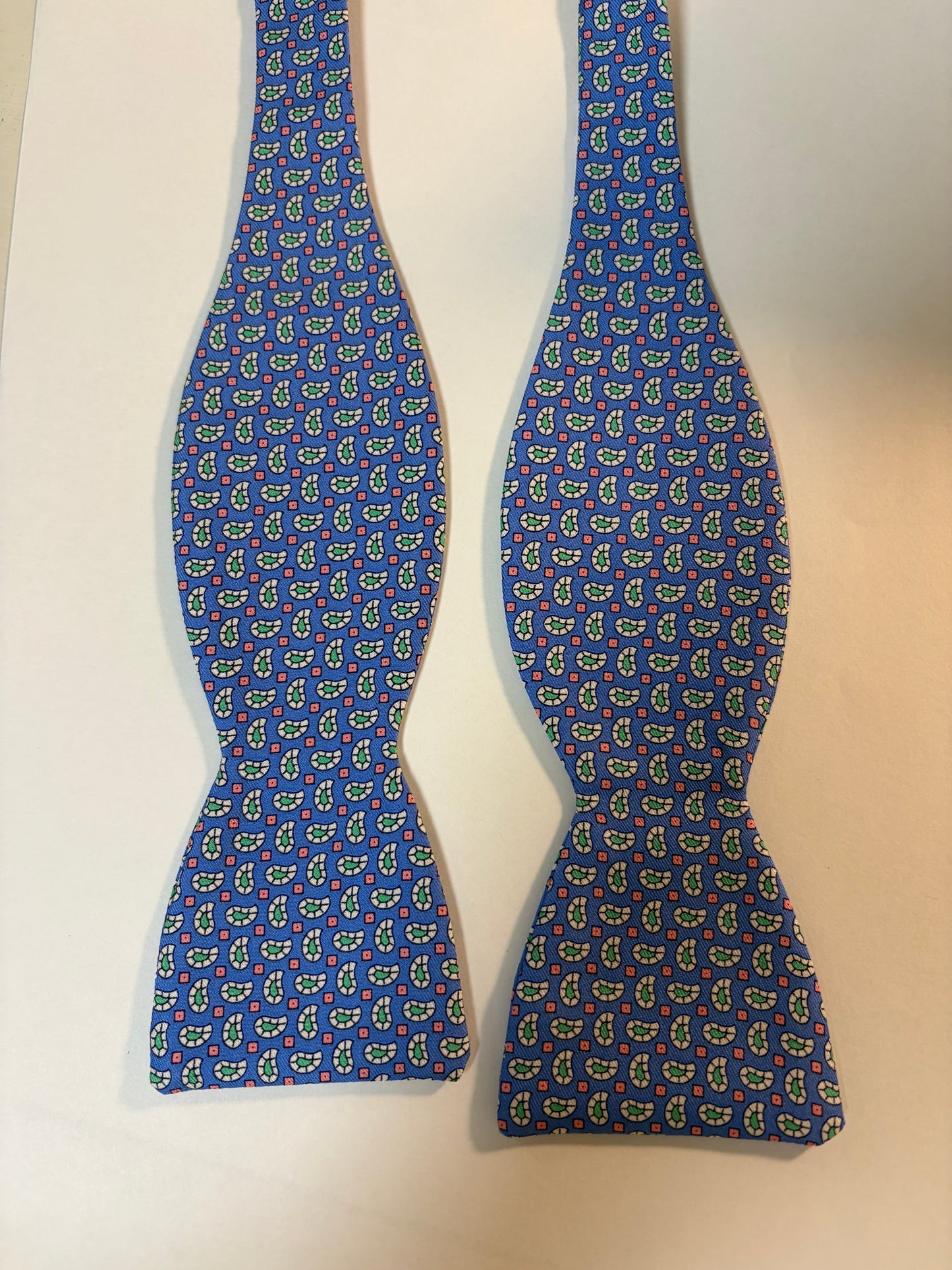 Bird Dog Bay Blue Paisley Bowtie