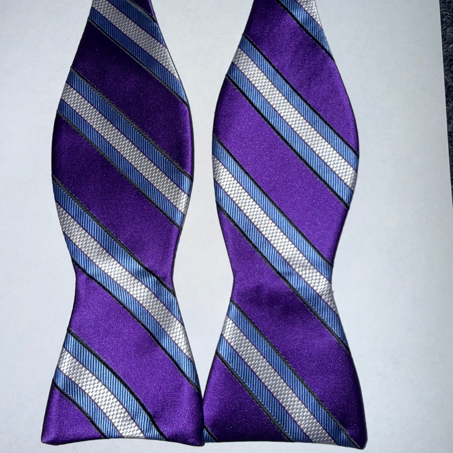 WRILL Proper Bowtie Purple/Light Blue/White