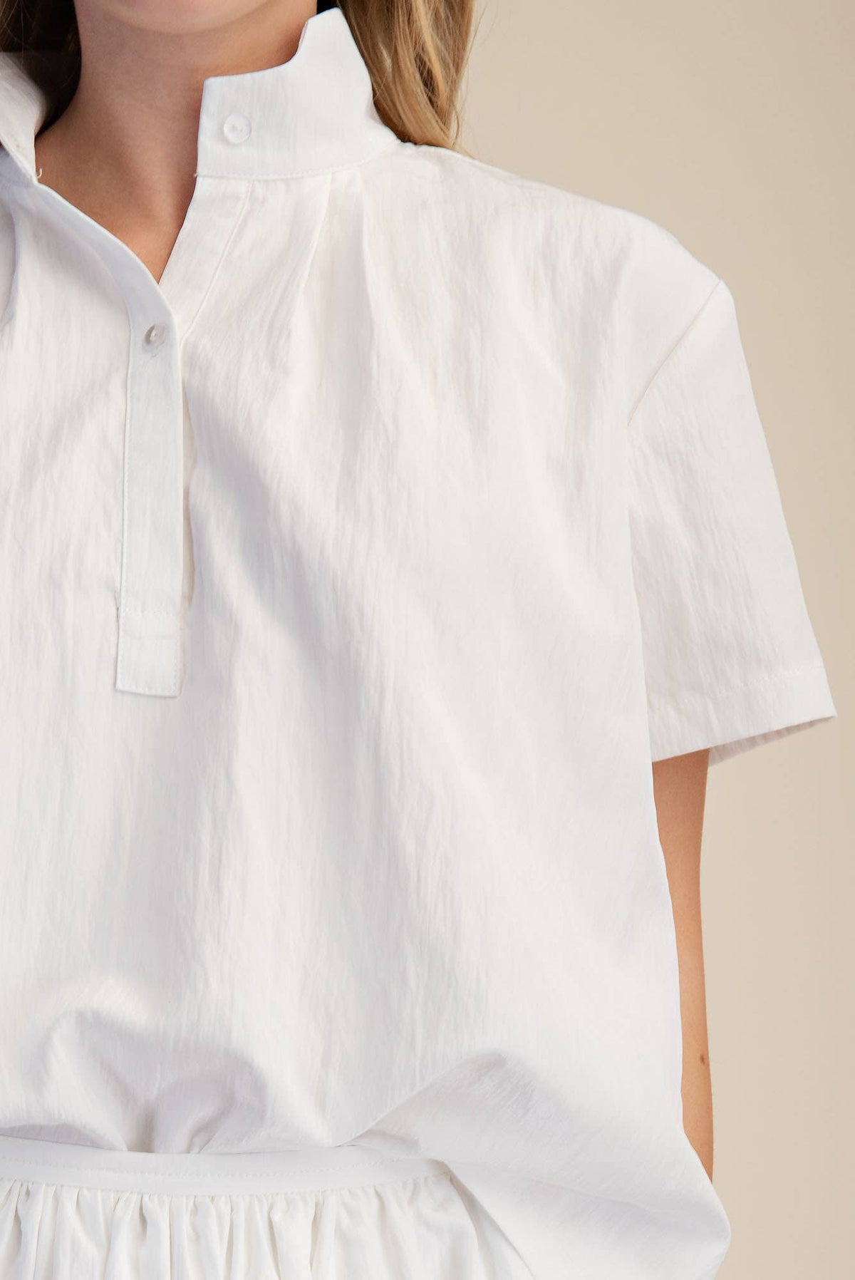 White Stand Collar Short Sleeves Shirt