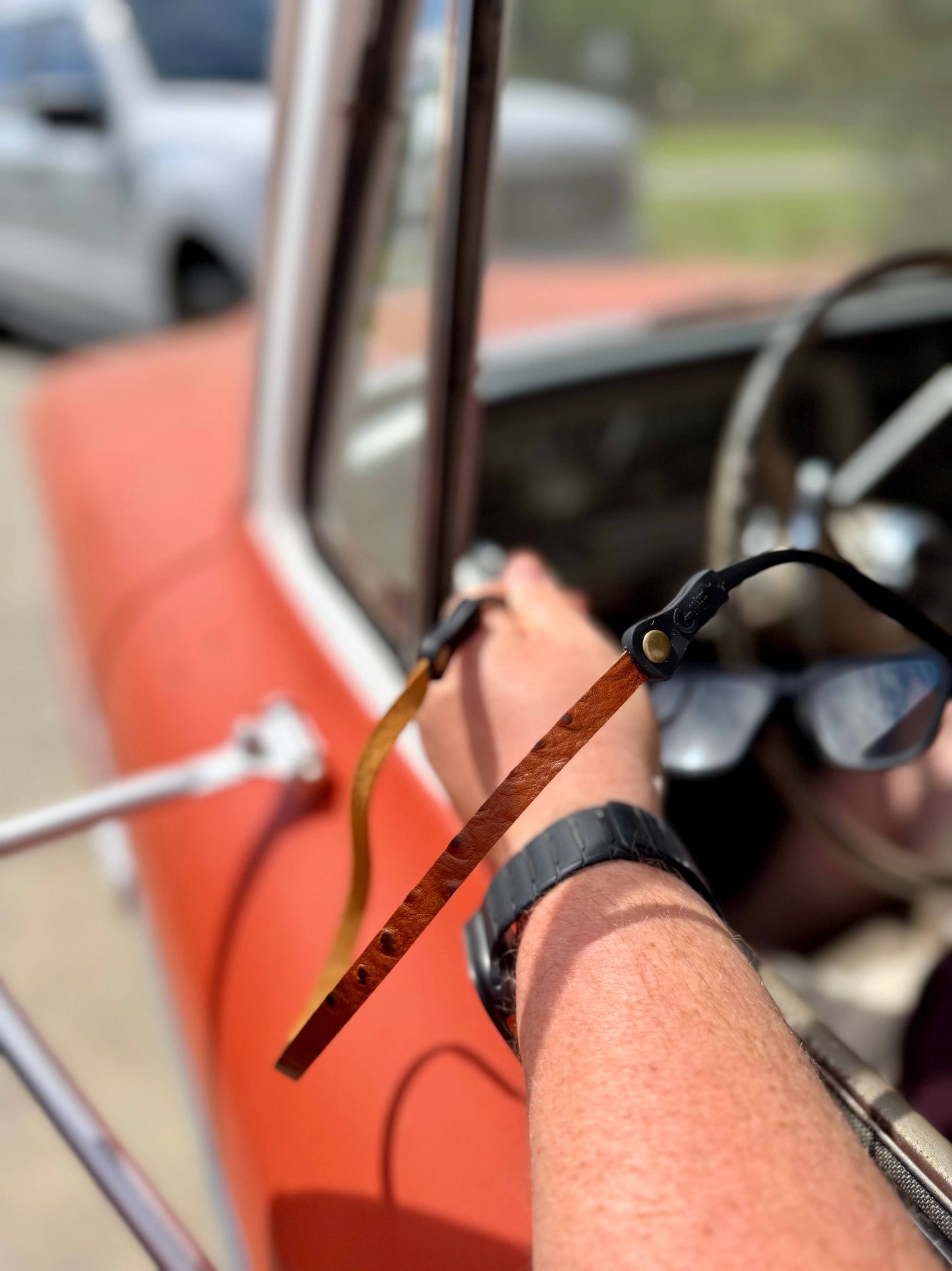 Leather Embossed Ostrich Sunglasses Strap 