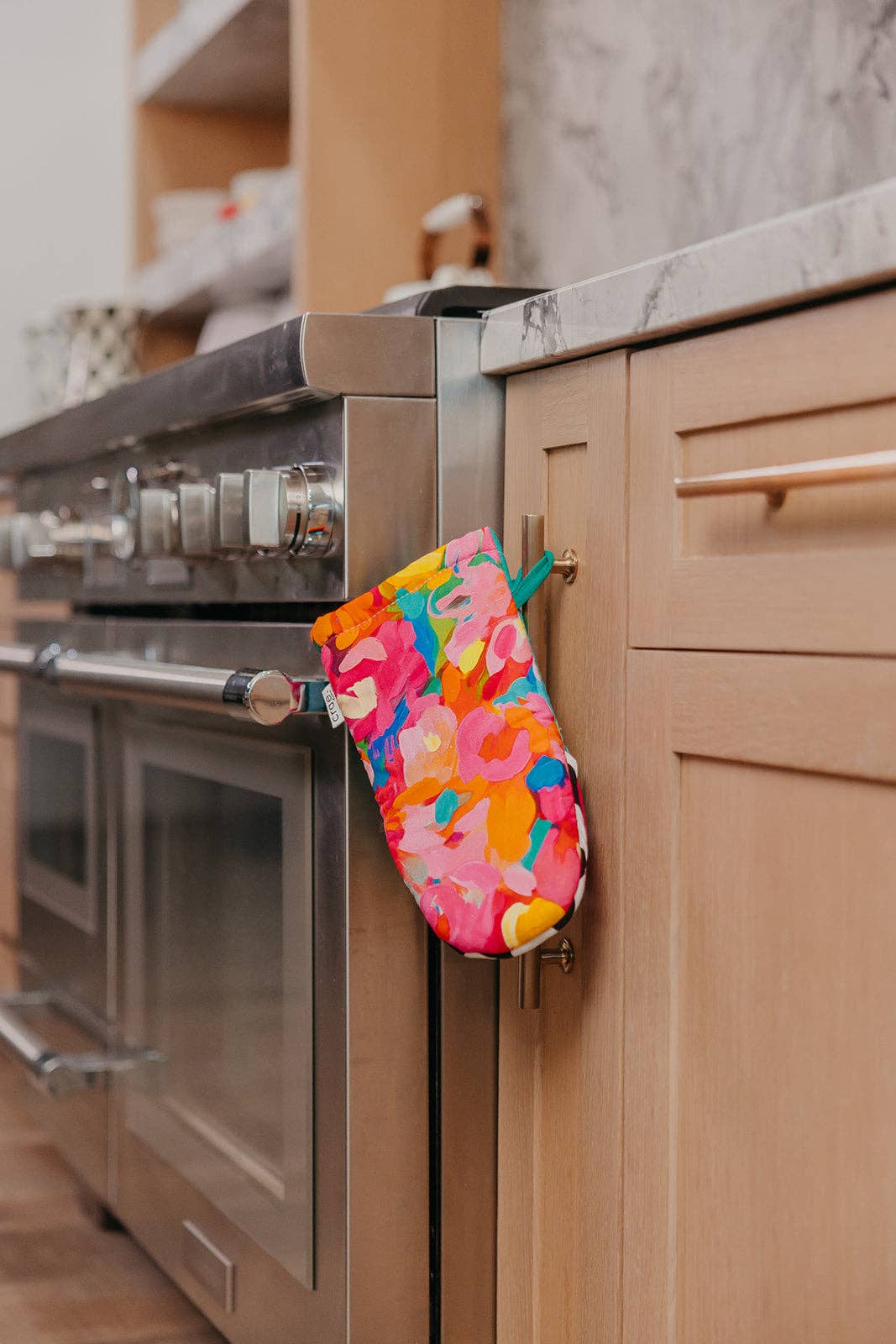 Crae Home Etching Oven Mitt