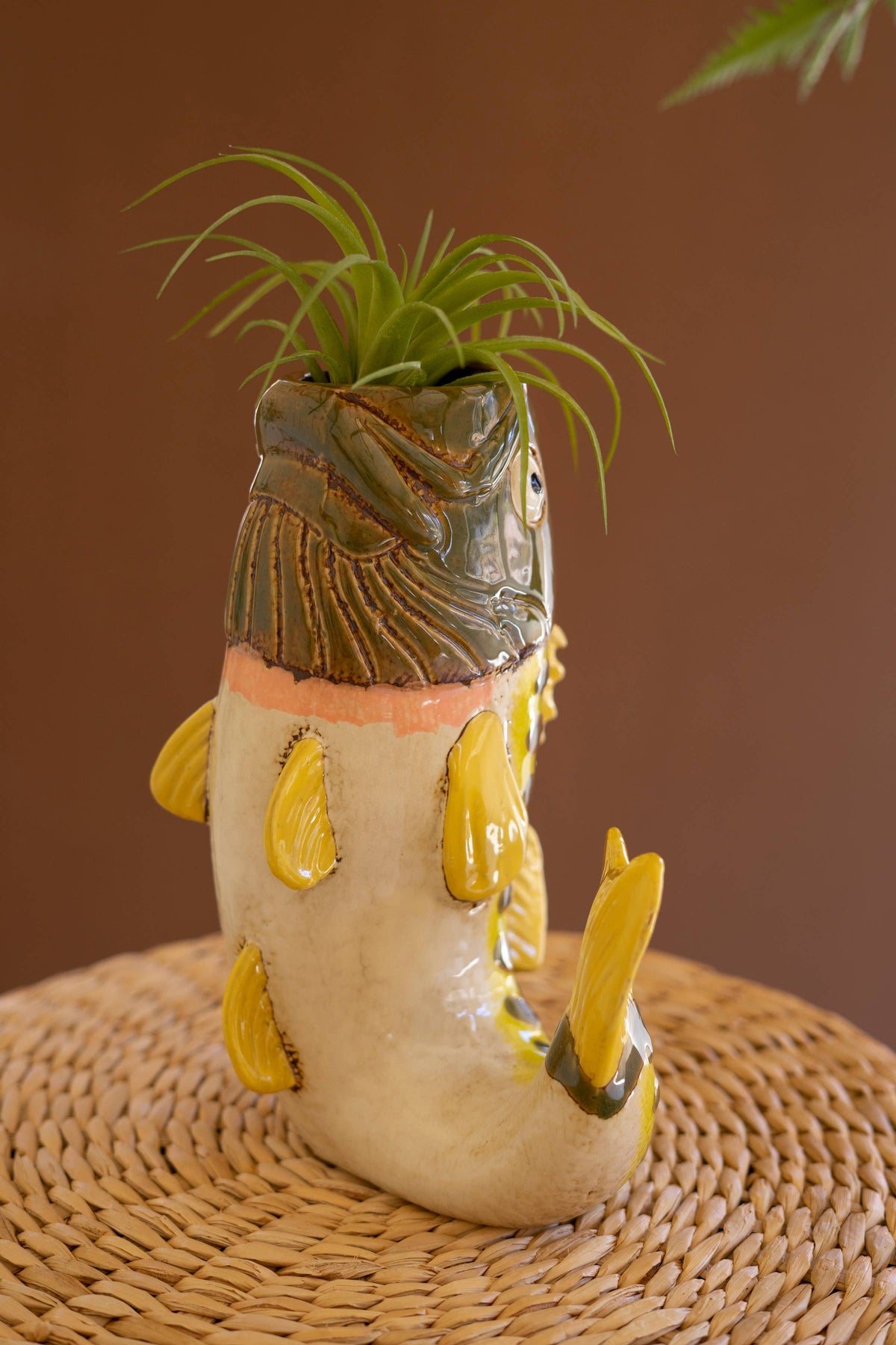 LARGEMOUTH BASS VASE