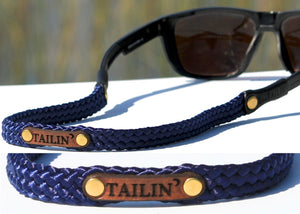 Tailin Ties Stern Lines