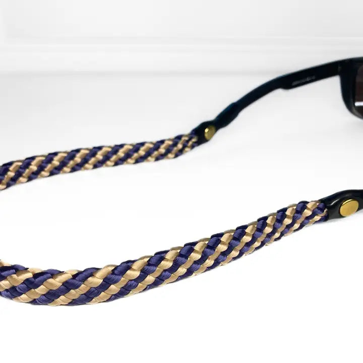 Tailin Ties Stern Lines