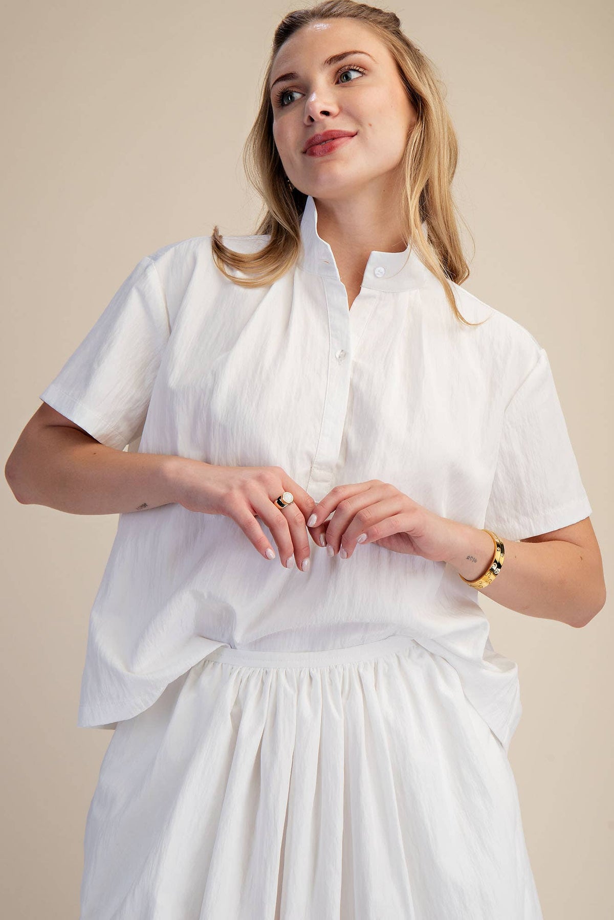White Stand Collar Short Sleeves Shirt