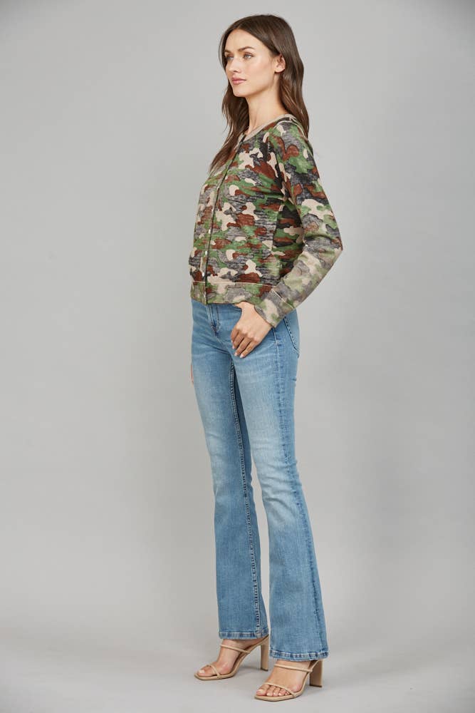 Faded CAMO PRINT BUTTON CARDIGAN